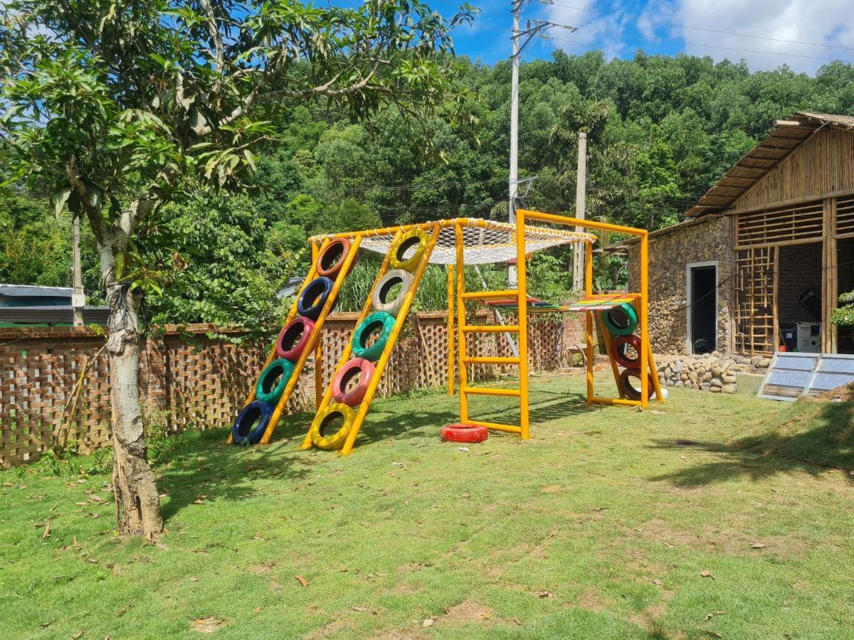 Little Bee Hotel Luong Son  Екстериор снимка